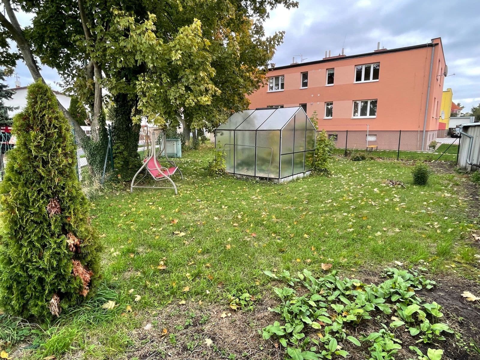 2 bedroom with open-plan kitchen flat to rent, 72 m², Mělnická, Líbeznice, Středočeský Region 2 bedroom with open-plan kitchen flat to rent, 72 m², Mělnická, Líbeznice, Středočeský Region