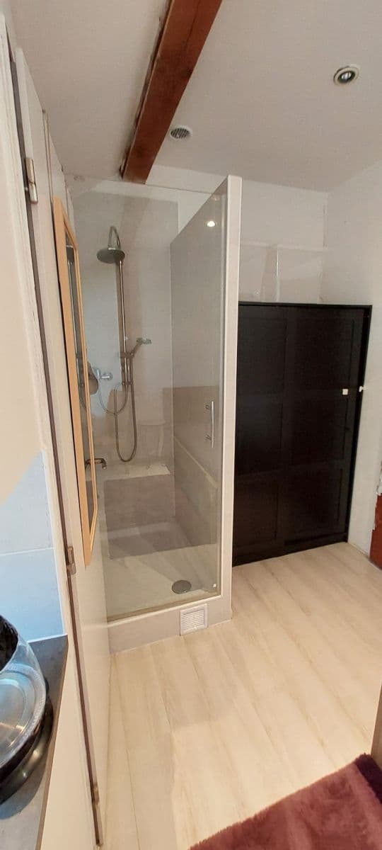 Studio flat to rent, 20 m², Savojská, Prague, Prague Studio flat to rent, 20 m², Savojská, Prague, Prague
