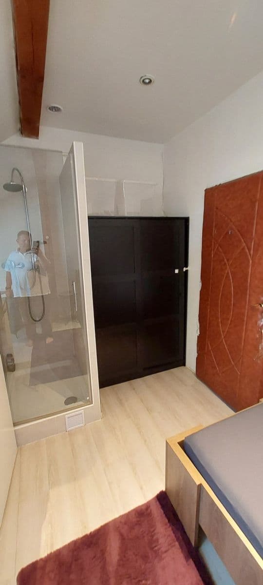 Studio flat to rent, 20 m², Savojská, Prague, Prague Studio flat to rent, 20 m², Savojská, Prague, Prague