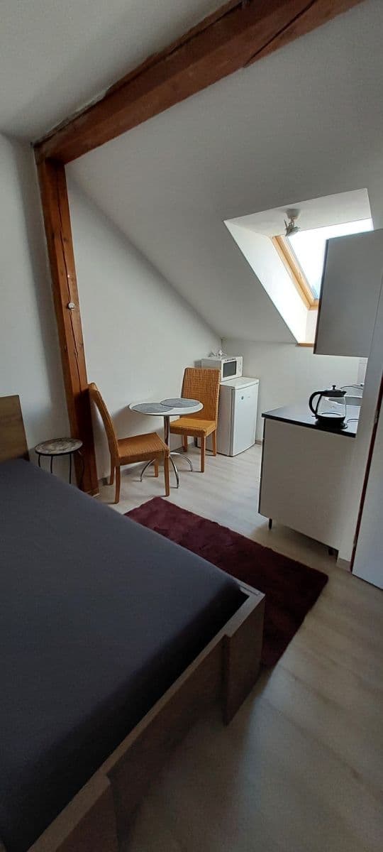 Studio flat to rent, 20 m², Savojská, Prague, Prague Studio flat to rent, 20 m², Savojská, Prague, Prague