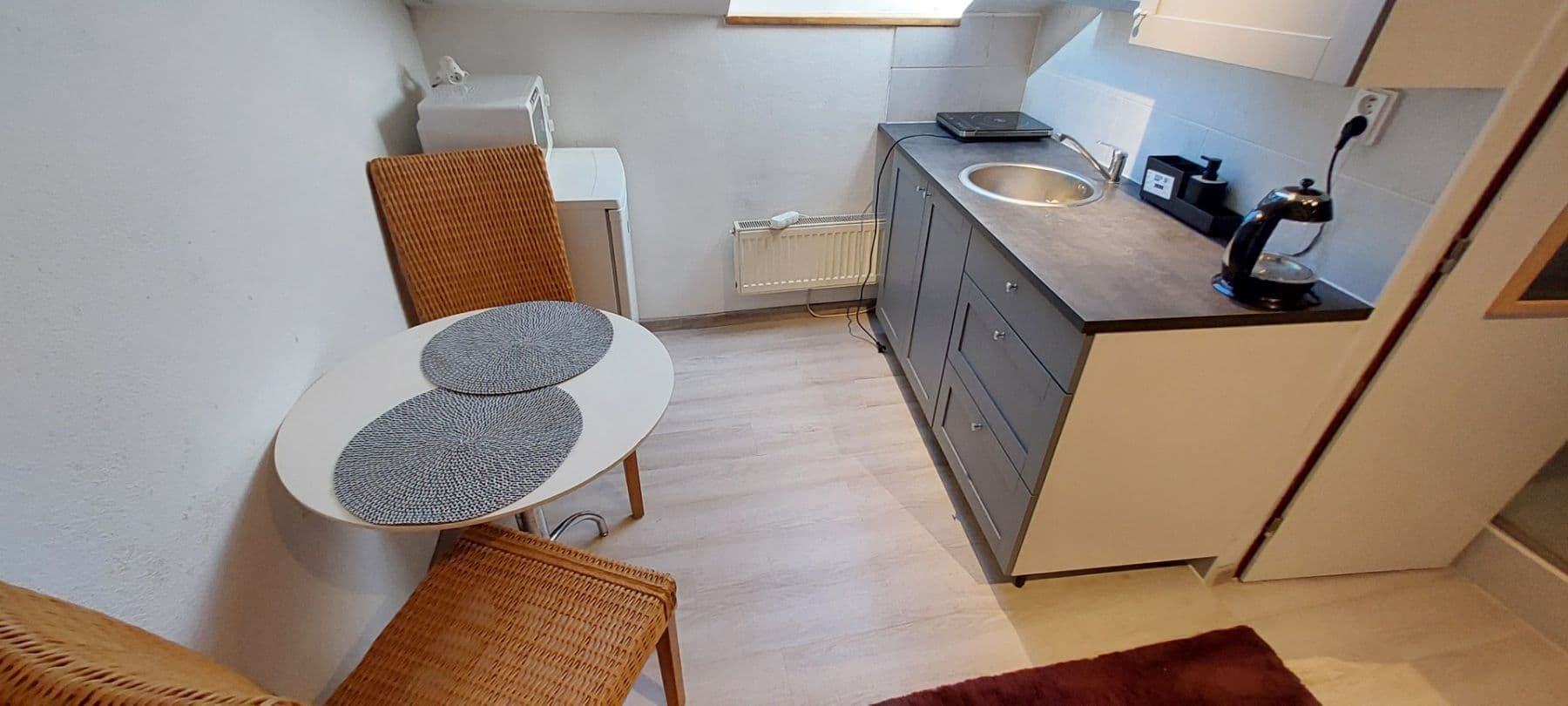 Studio flat to rent, 20 m², Savojská, Prague, Prague Studio flat to rent, 20 m², Savojská, Prague, Prague