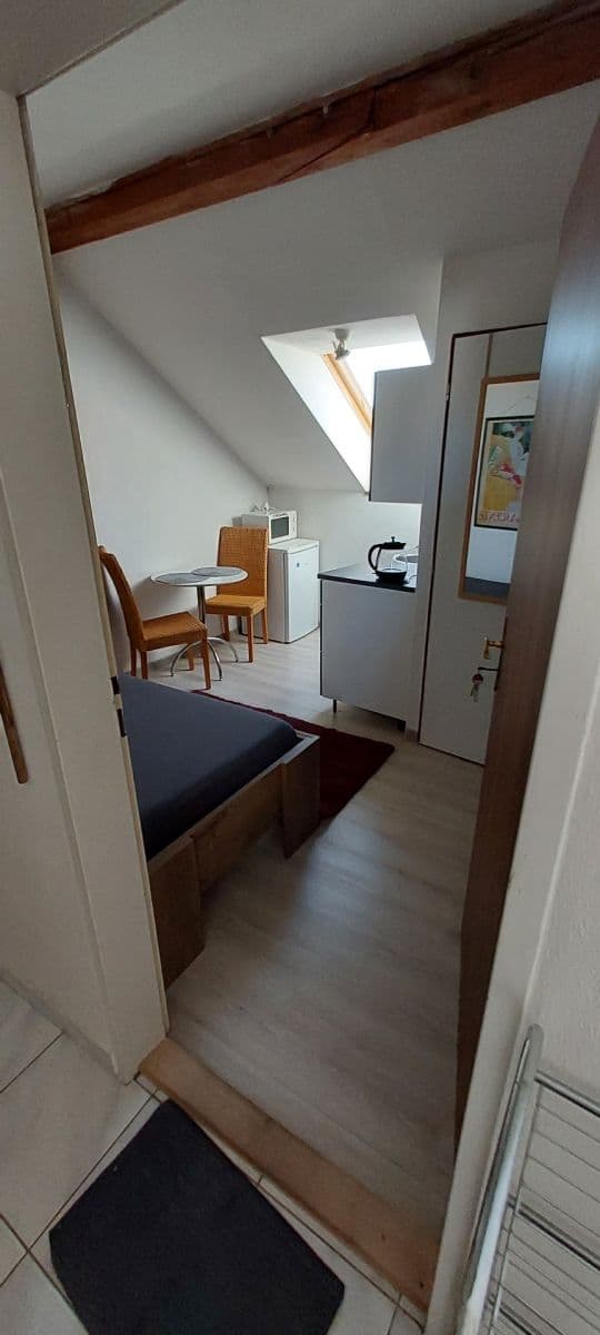 Studio flat to rent, 20 m², Savojská, Prague, Prague Studio flat to rent, 20 m², Savojská, Prague, Prague