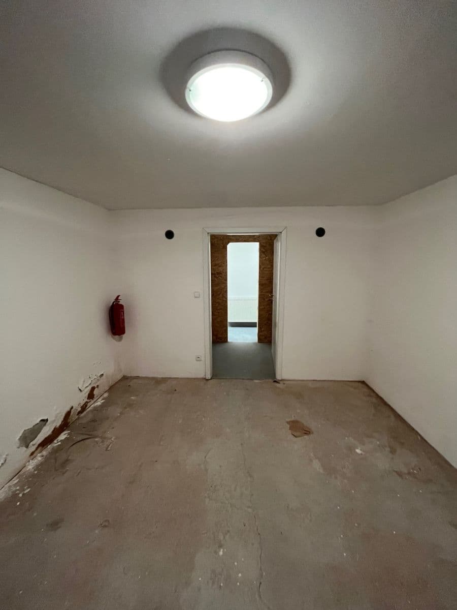 non-residential property to rent, 81 m², Anenské náměstí, Jablonec nad Nisou, Liberecký Region non-residential property to rent, 81 m², Anenské náměstí, Jablonec nad Nisou, Liberecký Region