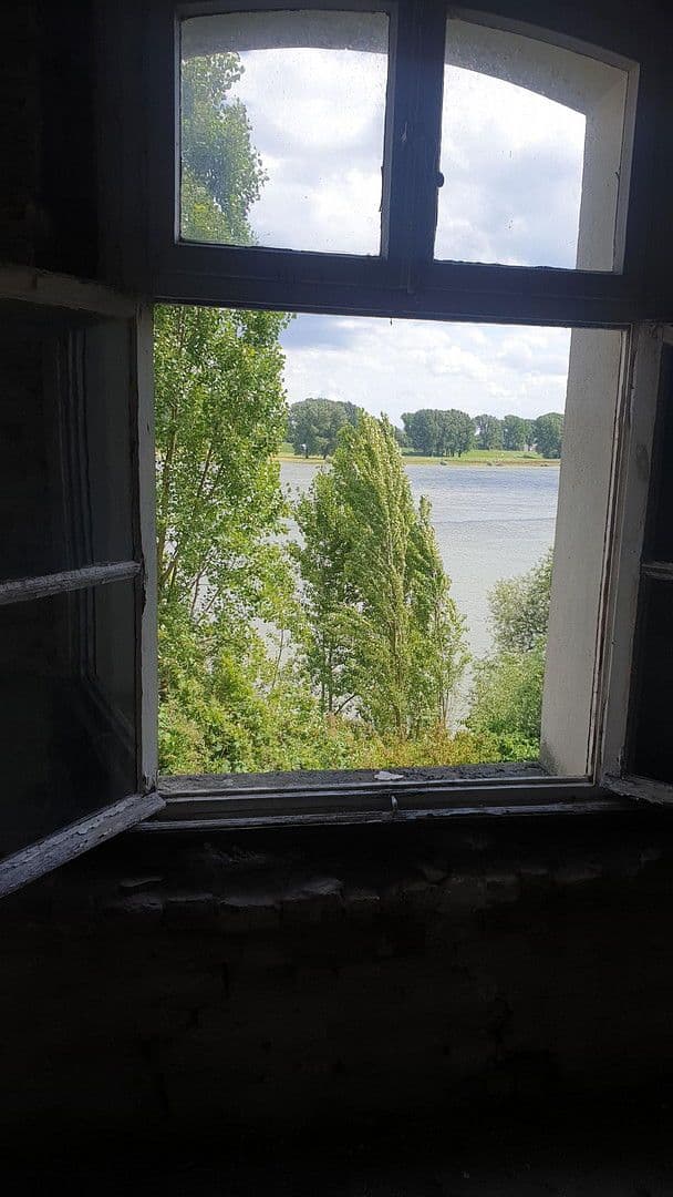 non-residential property for sale, 8,000 m², Duisburg, North Rhine-Westphalia non-residential property for sale, 8,000 m², Duisburg, North Rhine-Westphalia