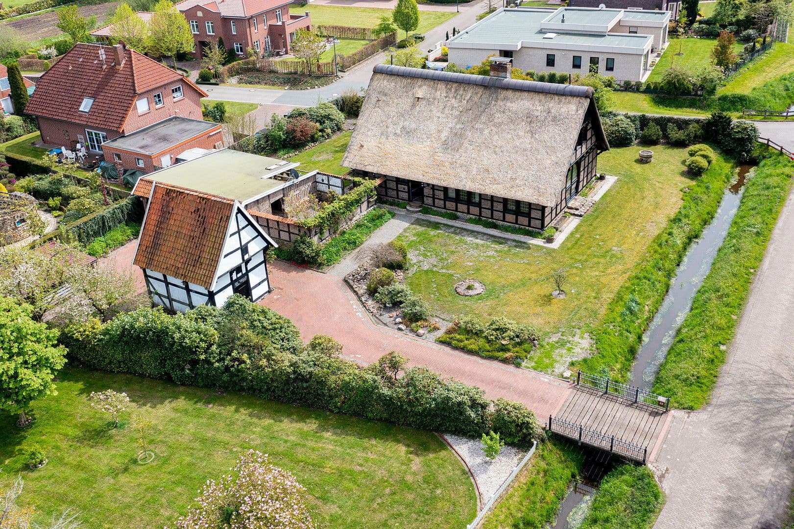 house for sale, 222 m², Friesoythe, Lower Saxony house for sale, 222 m², Friesoythe, Lower Saxony