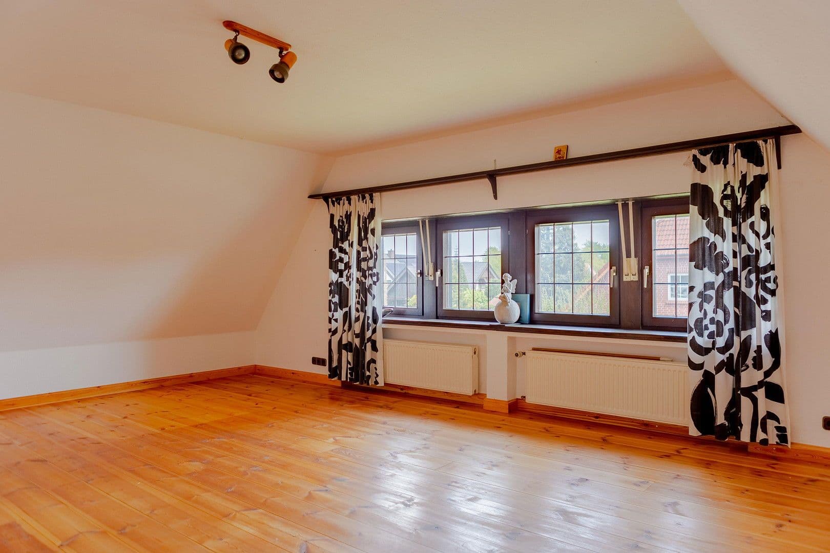 house for sale, 222 m², Friesoythe, Lower Saxony house for sale, 222 m², Friesoythe, Lower Saxony