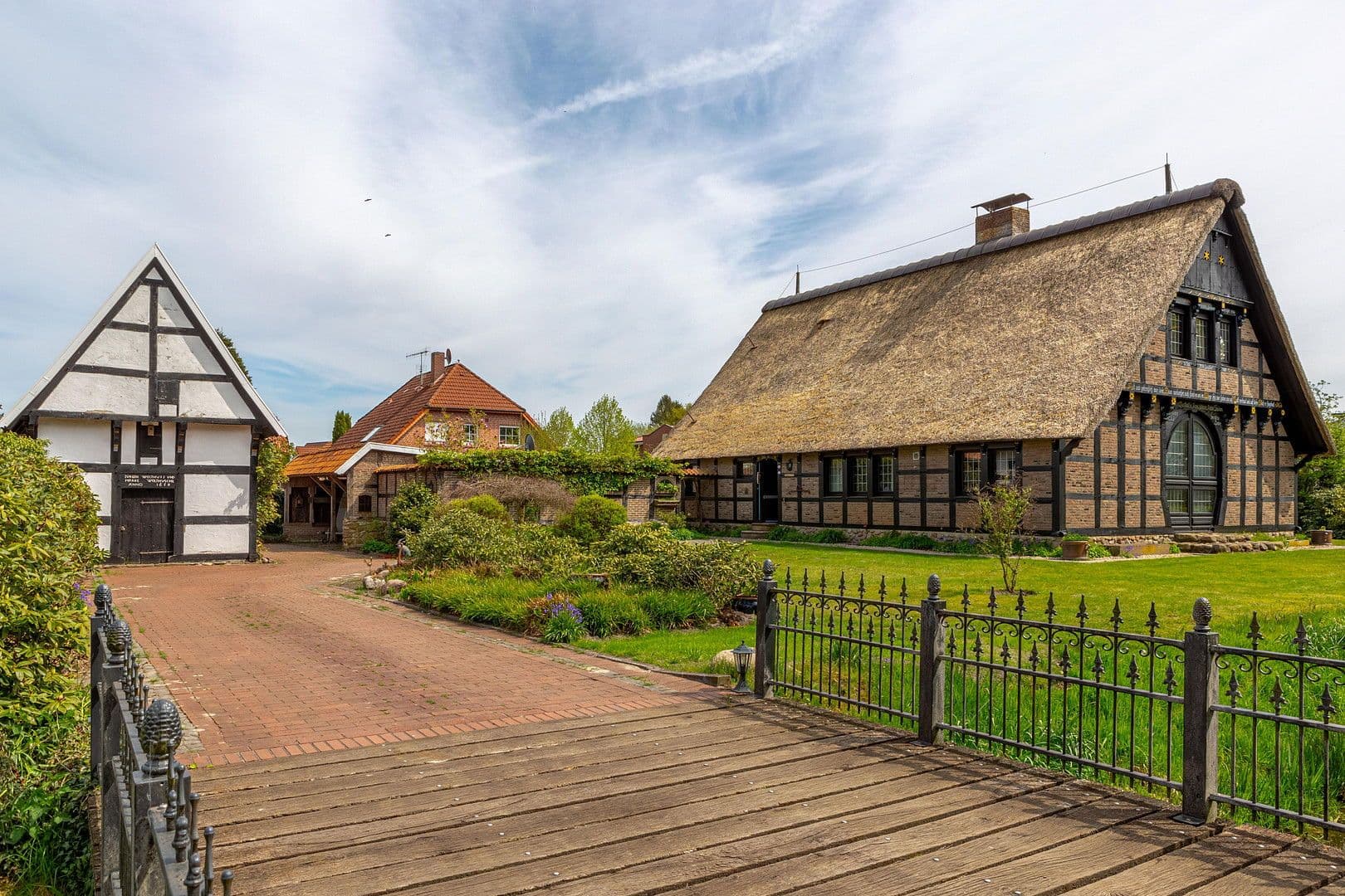 house for sale, 222 m², Friesoythe, Lower Saxony house for sale, 222 m², Friesoythe, Lower Saxony