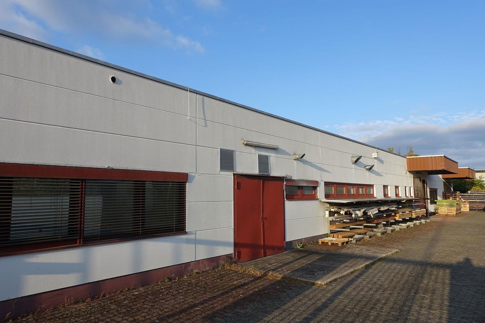 non-residential property for sale, 3,383 m², Zeppelinring 12-14, Mühlheim am Main, Hesse non-residential property for sale, 3,383 m², Zeppelinring 12-14, Mühlheim am Main, Hesse