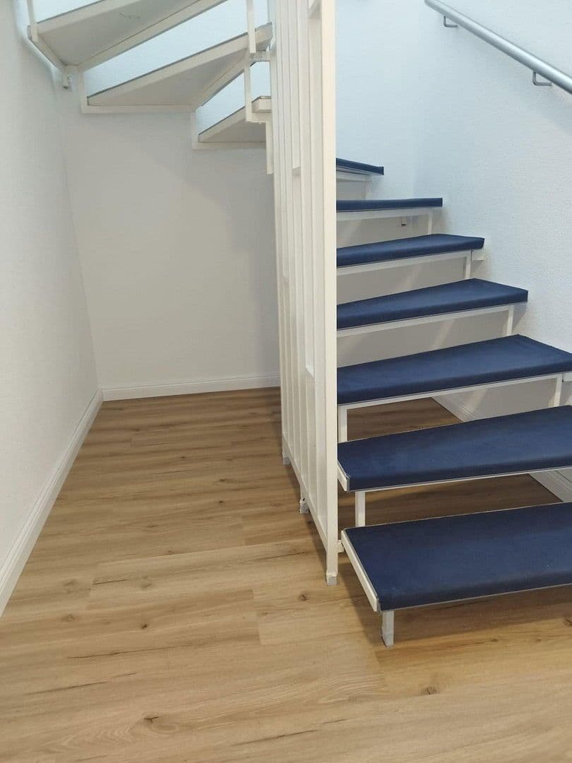 office to rent, 130 m², Pfingstbrunnenstraße 1b, Schwalbach am Taunus, Hesse office to rent, 130 m², Pfingstbrunnenstraße 1b, Schwalbach am Taunus, Hesse