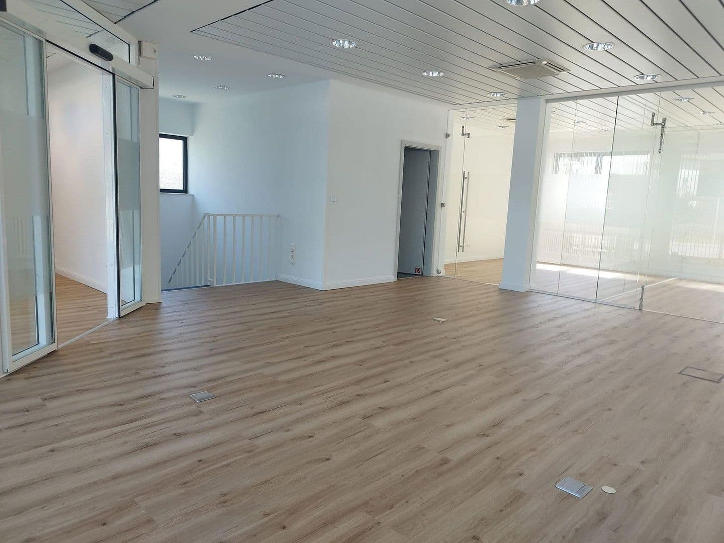 office to rent, 130 m², Pfingstbrunnenstraße 1b, Schwalbach am Taunus, Hesse office to rent, 130 m², Pfingstbrunnenstraße 1b, Schwalbach am Taunus, Hesse