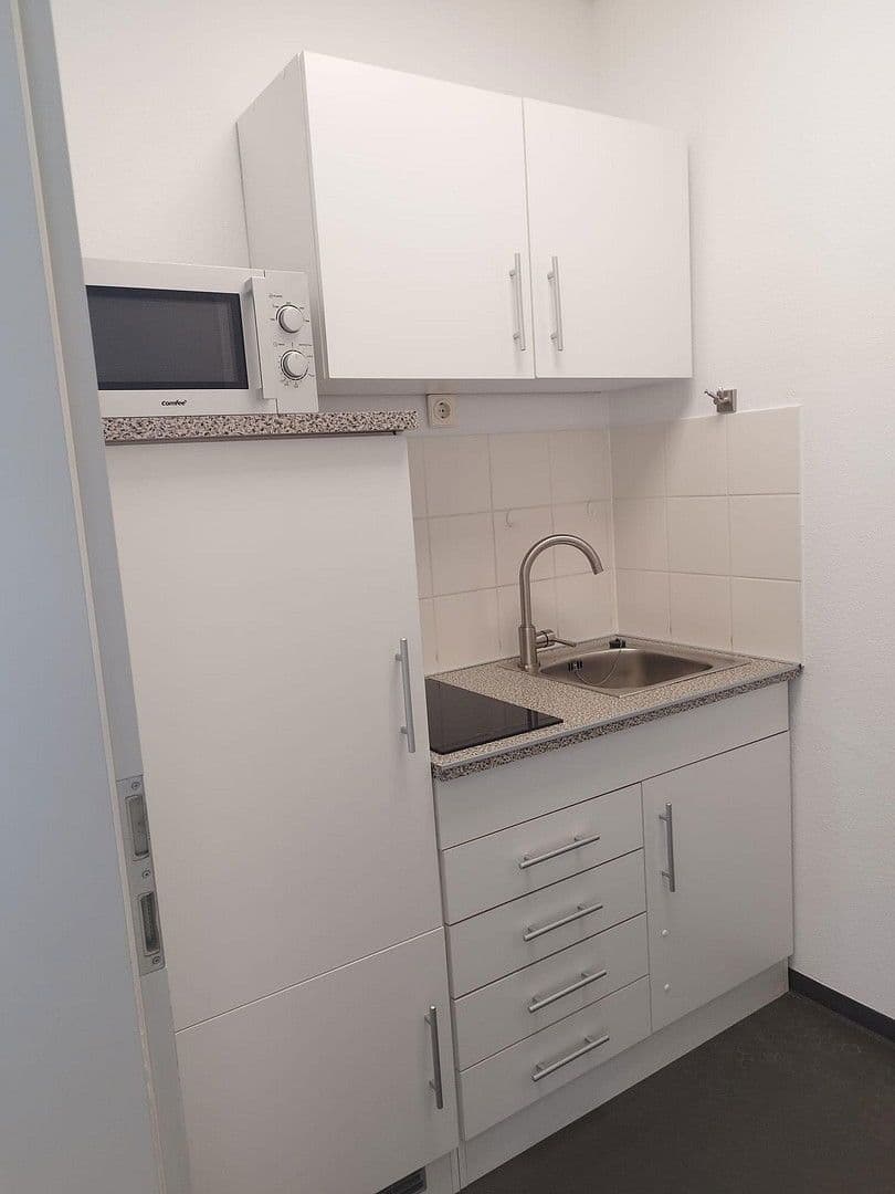 office to rent, 130 m², Pfingstbrunnenstraße 1b, Schwalbach am Taunus, Hesse office to rent, 130 m², Pfingstbrunnenstraße 1b, Schwalbach am Taunus, Hesse