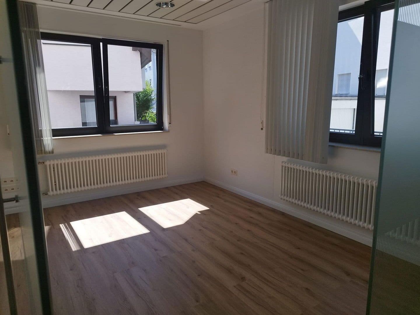 office to rent, 130 m², Pfingstbrunnenstraße 1b, Schwalbach am Taunus, Hesse office to rent, 130 m², Pfingstbrunnenstraße 1b, Schwalbach am Taunus, Hesse