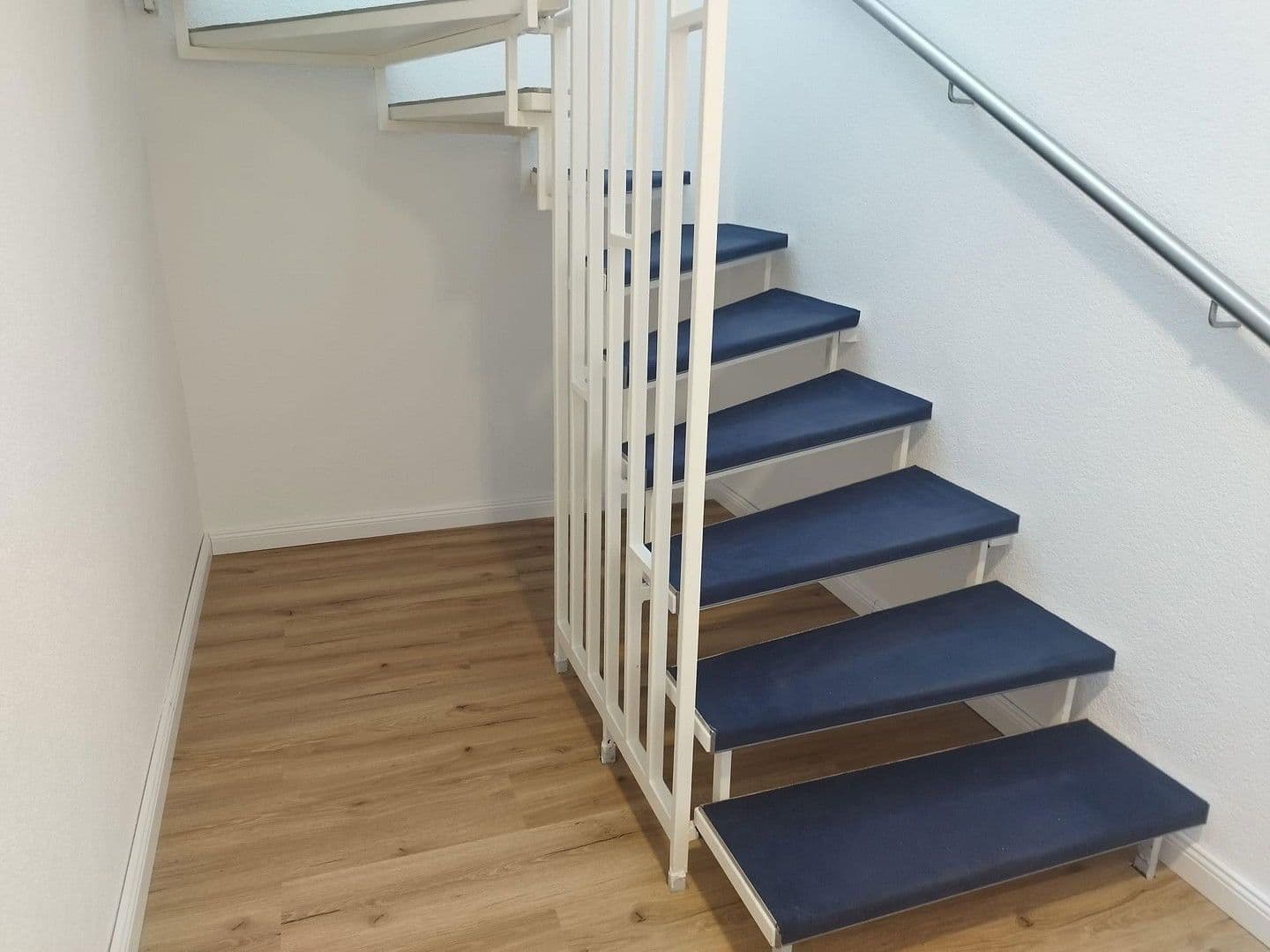 office to rent, 130 m², Pfingstbrunnenstraße 1b, Schwalbach am Taunus, Hesse office to rent, 130 m², Pfingstbrunnenstraße 1b, Schwalbach am Taunus, Hesse