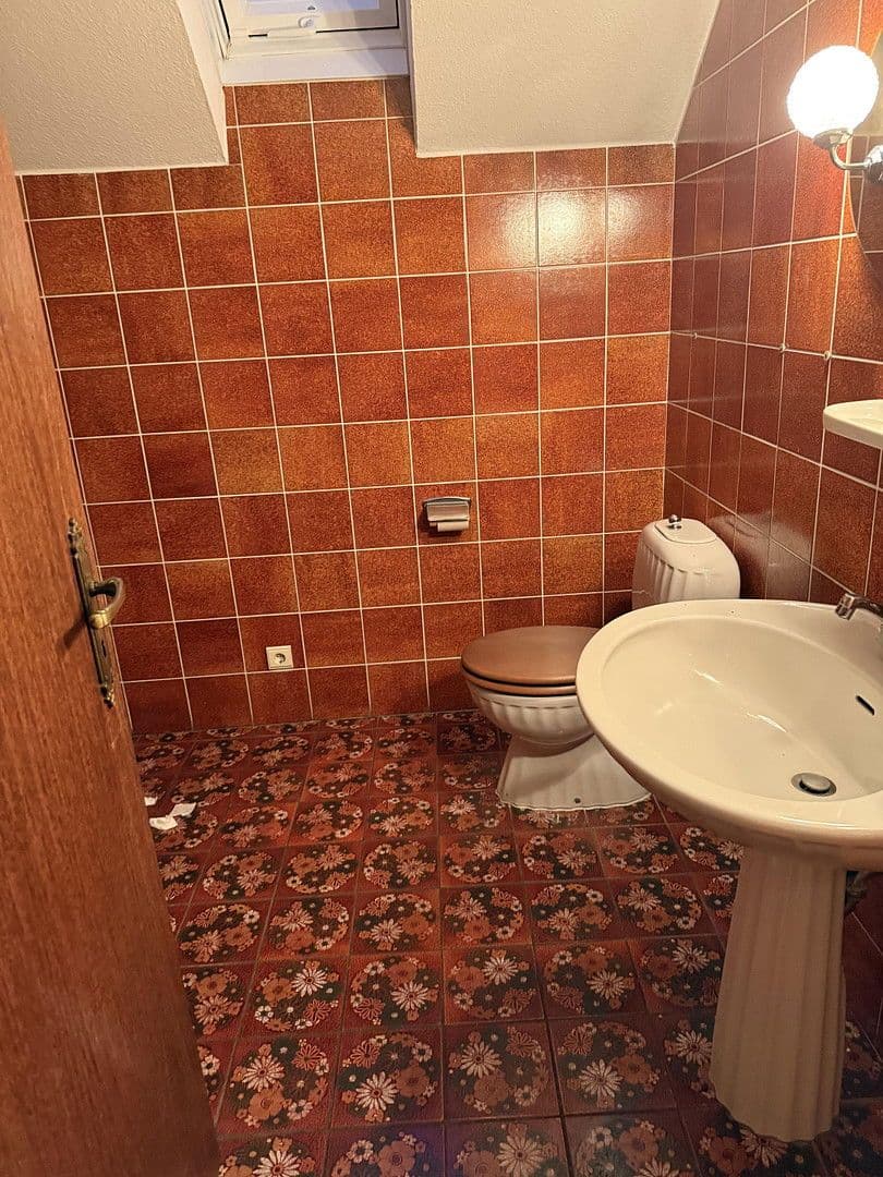 3 bedroom flat to rent, 101 m², Hüttenallee 35, Krefeld, North Rhine-Westphalia 3 bedroom flat to rent, 101 m², Hüttenallee 35, Krefeld, North Rhine-Westphalia