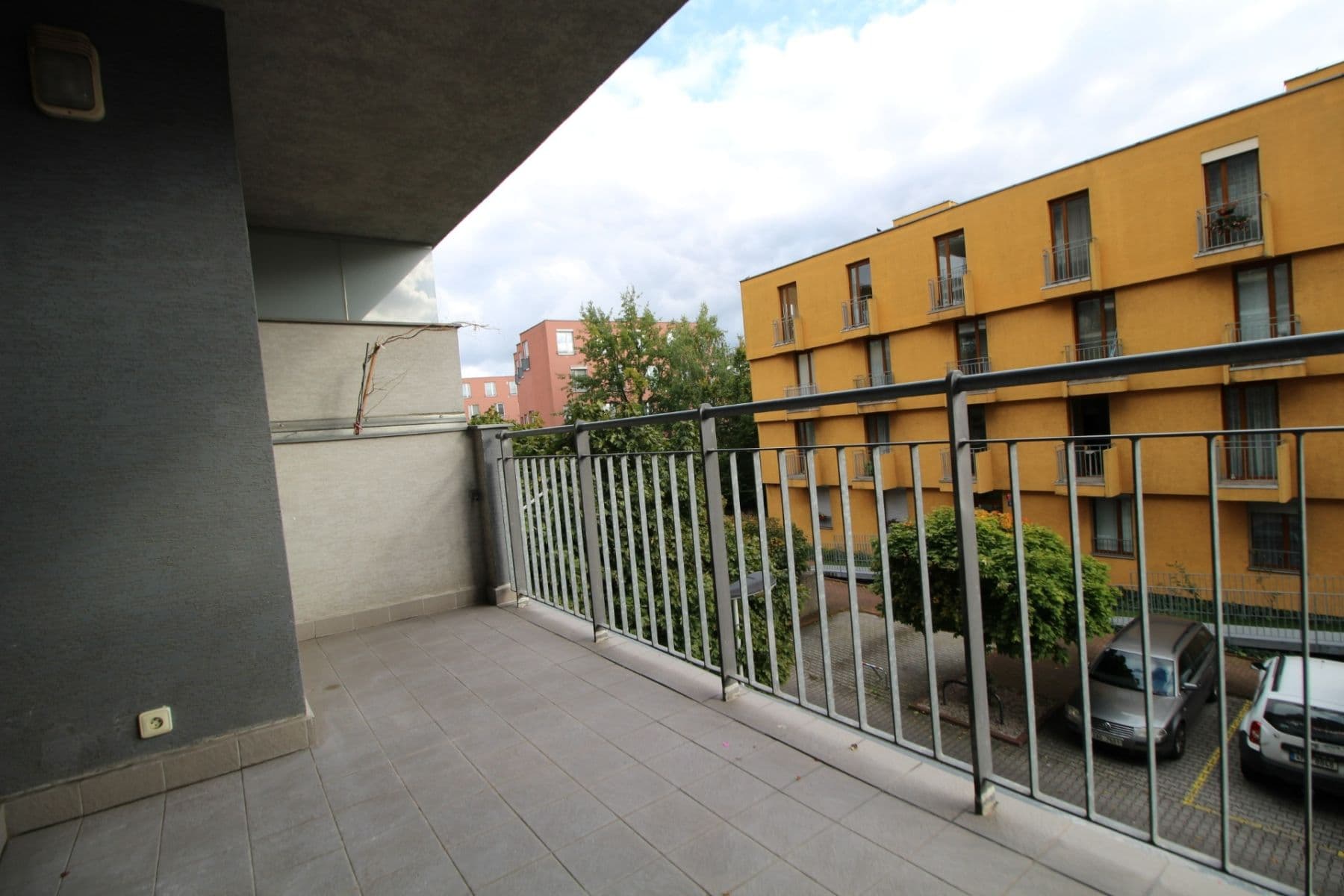 3 bedroom flat to rent, 93 m², Velká skála, Prague, Prague 3 bedroom flat to rent, 93 m², Velká skála, Prague, Prague