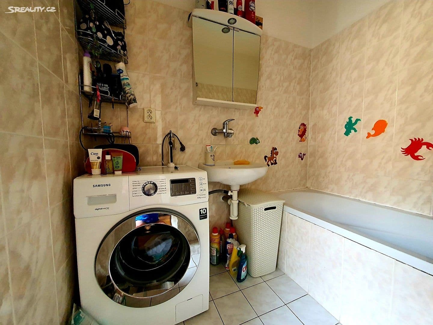 2 bedroom flat to rent, 60 m², Opletalova, Adamov, Jihomoravský Region 2 bedroom flat to rent, 60 m², Opletalova, Adamov, Jihomoravský Region