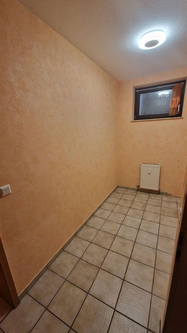6 bedroom flat to rent, 130 m², Gau-Algesheim, Rhineland-Palatinate 6 bedroom flat to rent, 130 m², Gau-Algesheim, Rhineland-Palatinate