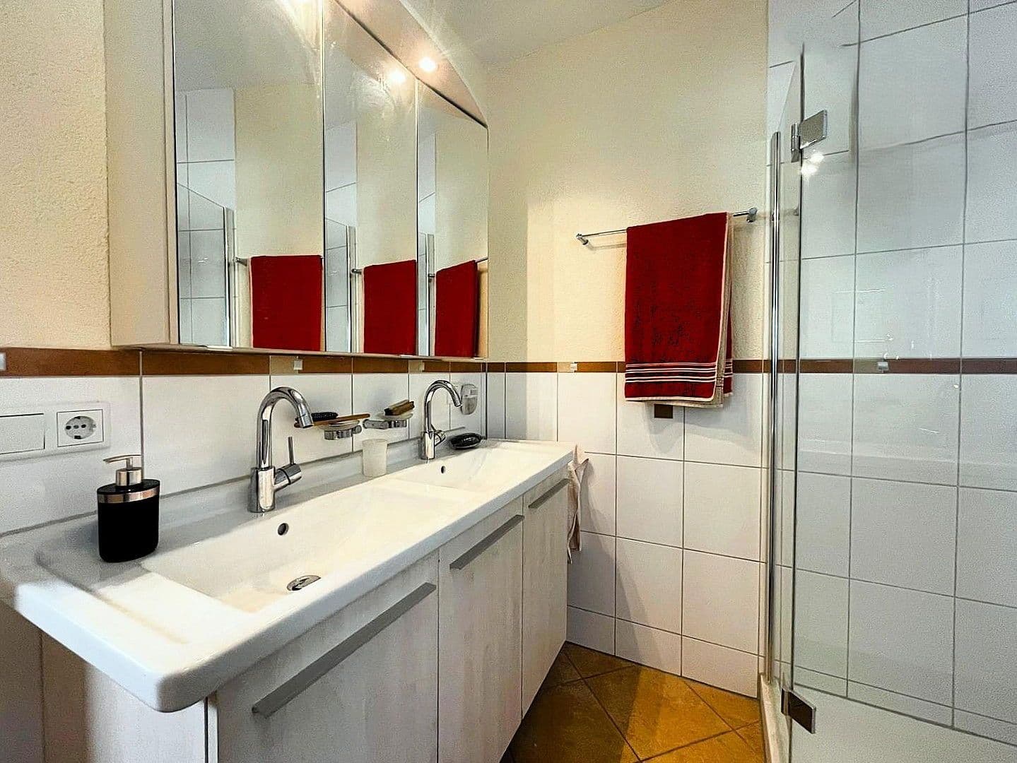 house for sale, 262 m², Dietzenbach, Hesse house for sale, 262 m², Dietzenbach, Hesse