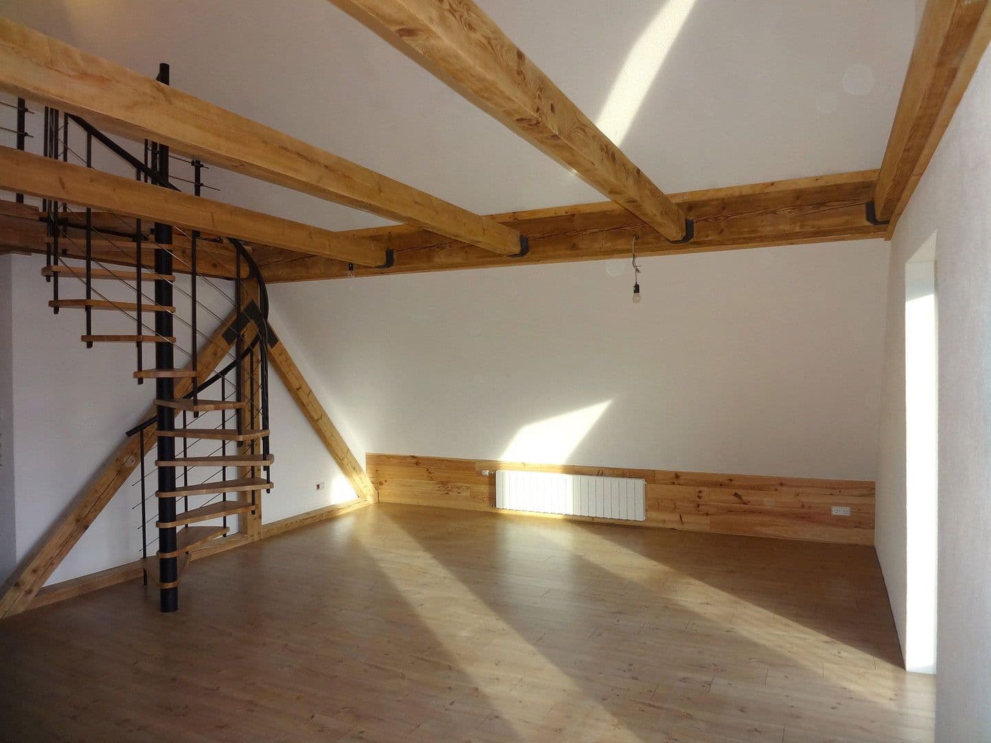 2 bedroom with open-plan kitchen flat to rent, 107 m², Loßburg, Baden-Württemberg 2 bedroom with open-plan kitchen flat to rent, 107 m², Loßburg, Baden-Württemberg