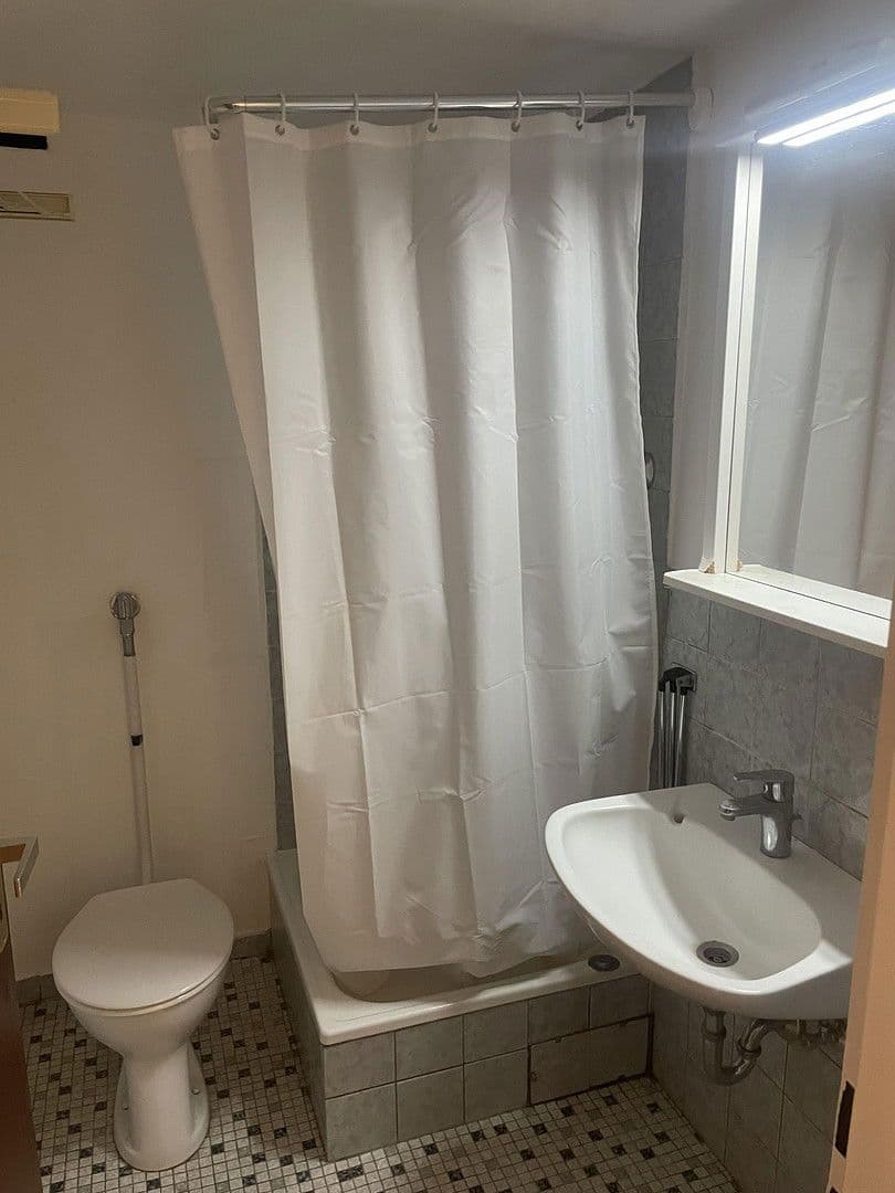 1 bedroom flat to rent, 20 m², Schwarzer Weg 4, Darmstadt, Hesse 1 bedroom flat to rent, 20 m², Schwarzer Weg 4, Darmstadt, Hesse