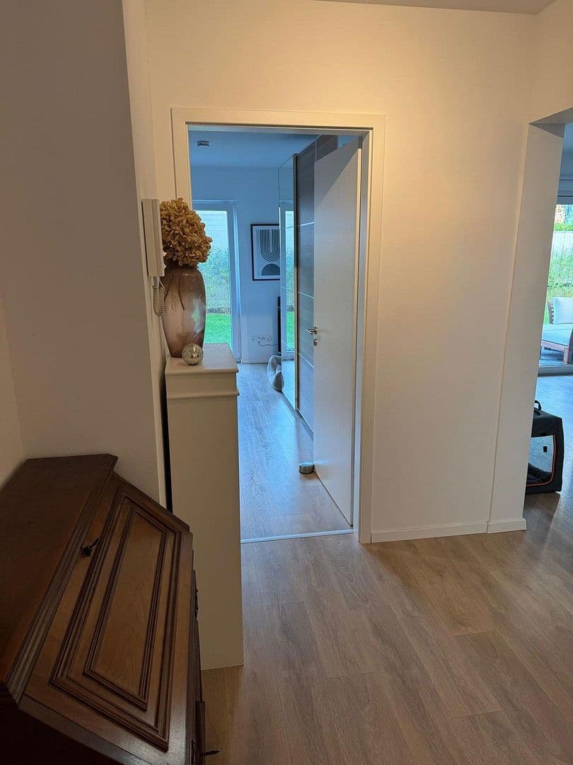 3 bedroom with open-plan kitchen flat to rent, 99 m², Paderborn, North Rhine-Westphalia 3 bedroom with open-plan kitchen flat to rent, 99 m², Paderborn, North Rhine-Westphalia