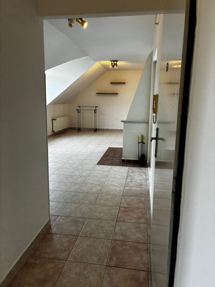 4 bedroom flat for sale, 106 m², Táboritská, Třeboň, Jihočeský Region 4 bedroom flat for sale, 106 m², Táboritská, Třeboň, Jihočeský Region