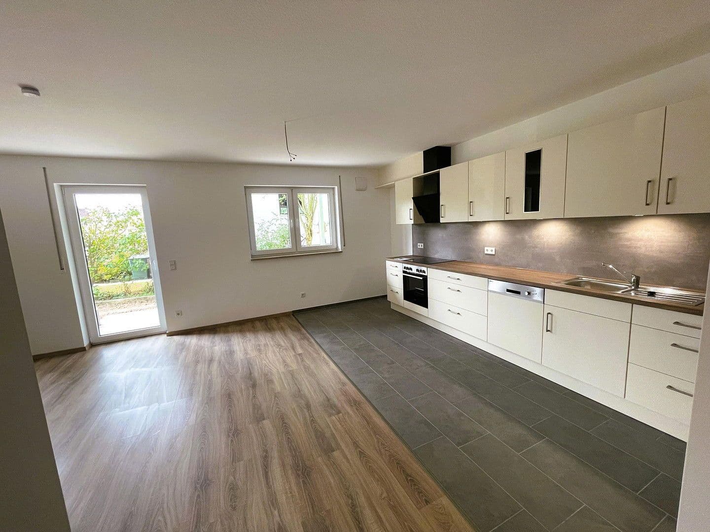 2 bedroom flat to rent, 59 m², Neuendettelsau, Bavaria 2 bedroom flat to rent, 59 m², Neuendettelsau, Bavaria