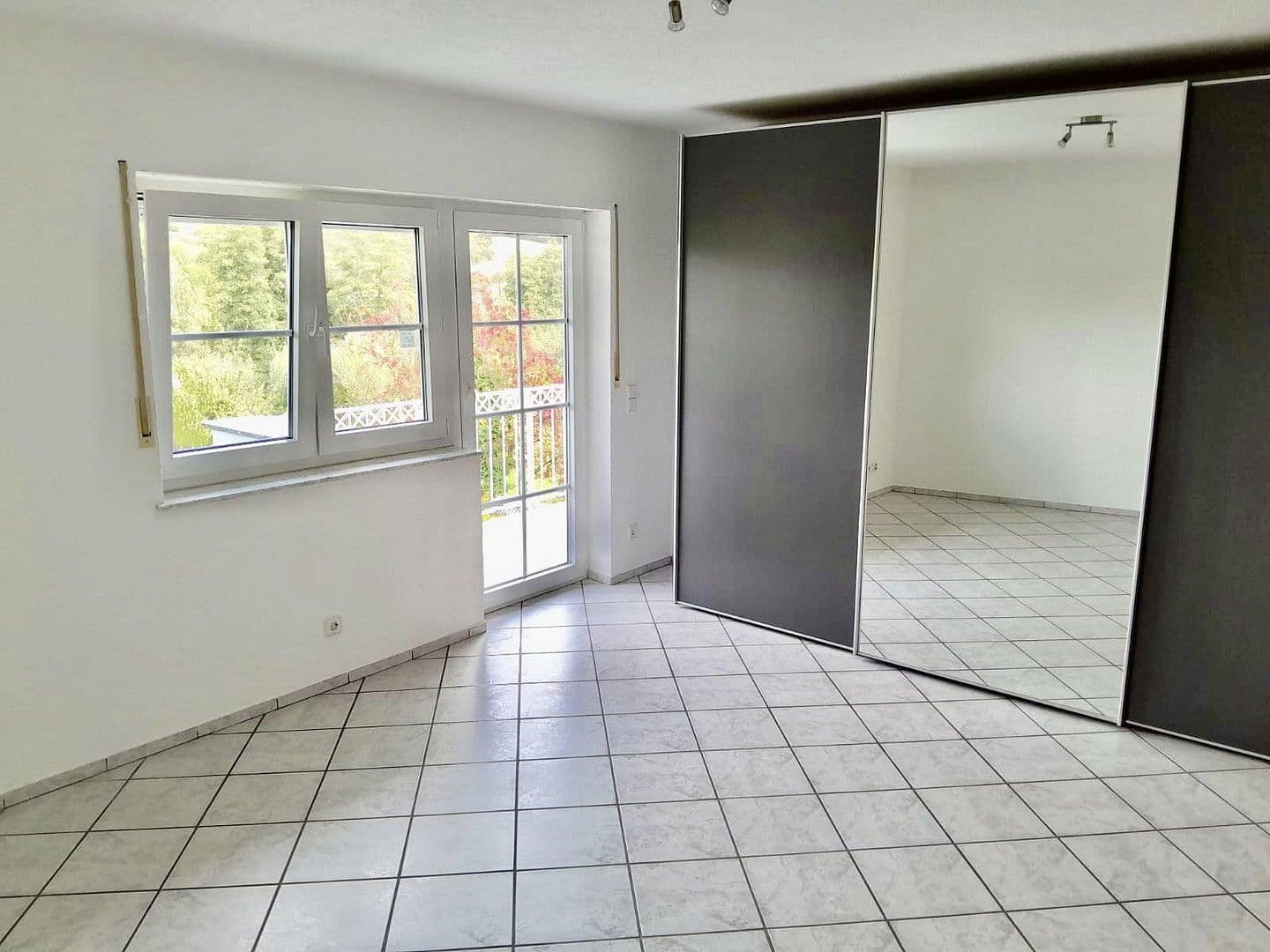 house for sale, 210 m², Kraichtal, Baden-Württemberg house for sale, 210 m², Kraichtal, Baden-Württemberg