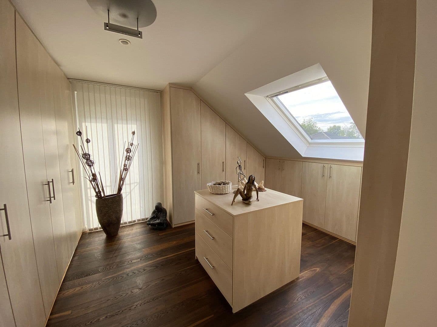 house for sale, 220 m², Voerde (Niederrhein), North Rhine-Westphalia house for sale, 220 m², Voerde (Niederrhein), North Rhine-Westphalia