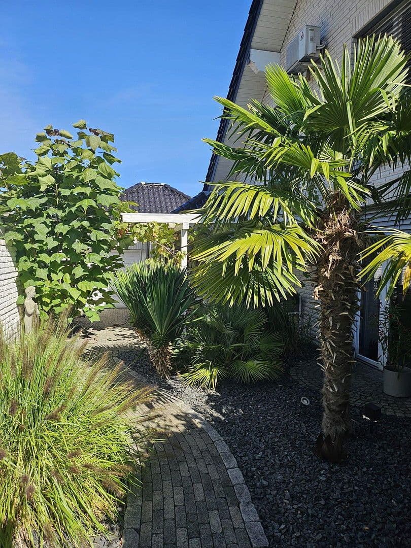 house for sale, 220 m², Voerde (Niederrhein), North Rhine-Westphalia house for sale, 220 m², Voerde (Niederrhein), North Rhine-Westphalia