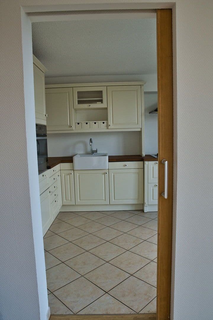 3 bedroom flat to rent, 114 m², Wilhelm-von-Capitaine Strasse 18, Köln, North Rhine-Westphalia 3 bedroom flat to rent, 114 m², Wilhelm-von-Capitaine Strasse 18, Köln, North Rhine-Westphalia