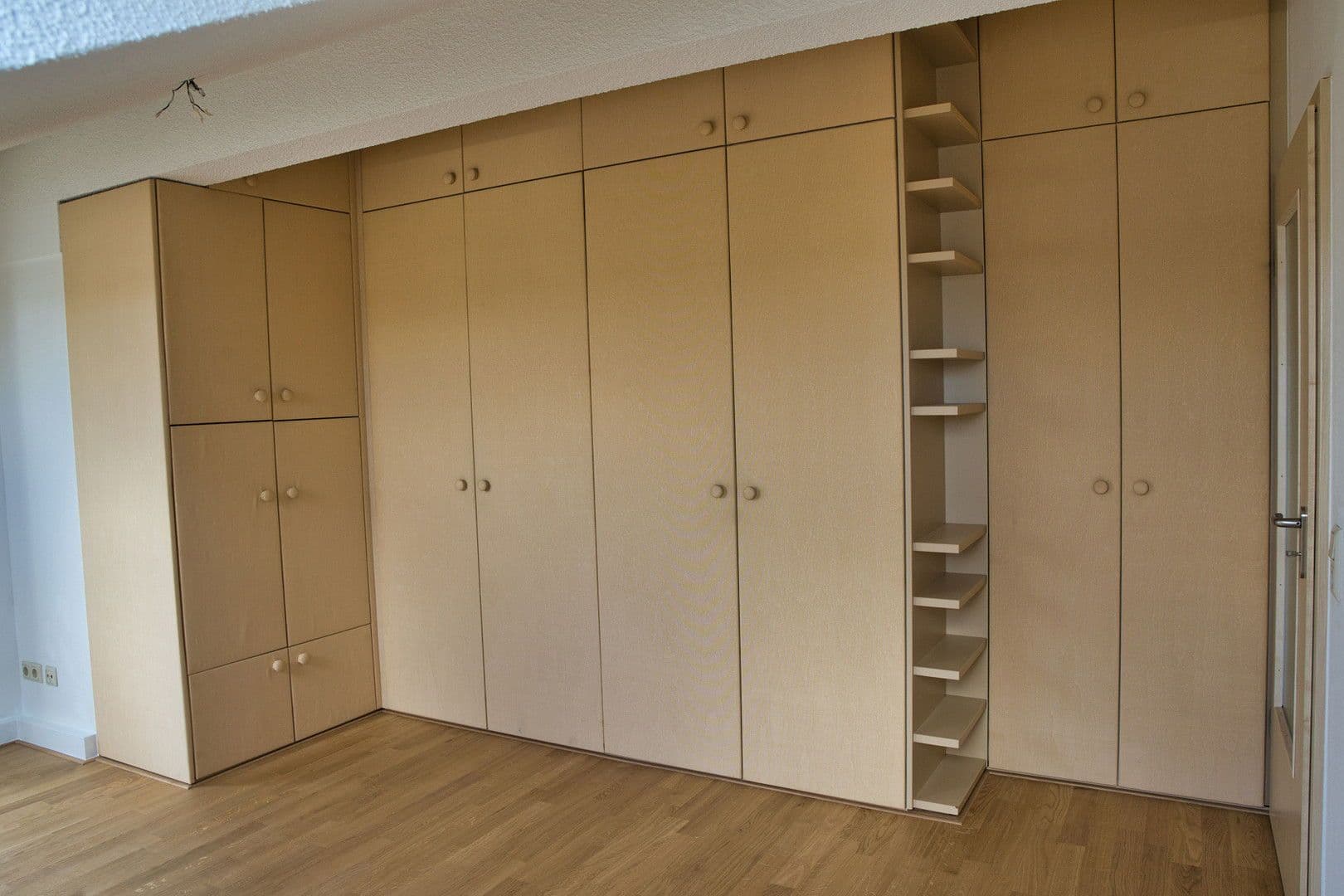 3 bedroom flat to rent, 114 m², Wilhelm-von-Capitaine Strasse 18, Köln, North Rhine-Westphalia 3 bedroom flat to rent, 114 m², Wilhelm-von-Capitaine Strasse 18, Köln, North Rhine-Westphalia