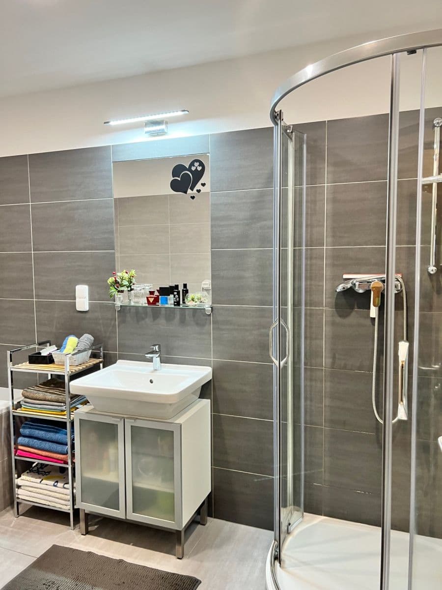 2 bedroom with open-plan kitchen flat for sale, 98 m², U Leskavy, Brno, Jihomoravský Region 2 bedroom with open-plan kitchen flat for sale, 98 m², U Leskavy, Brno, Jihomoravský Region