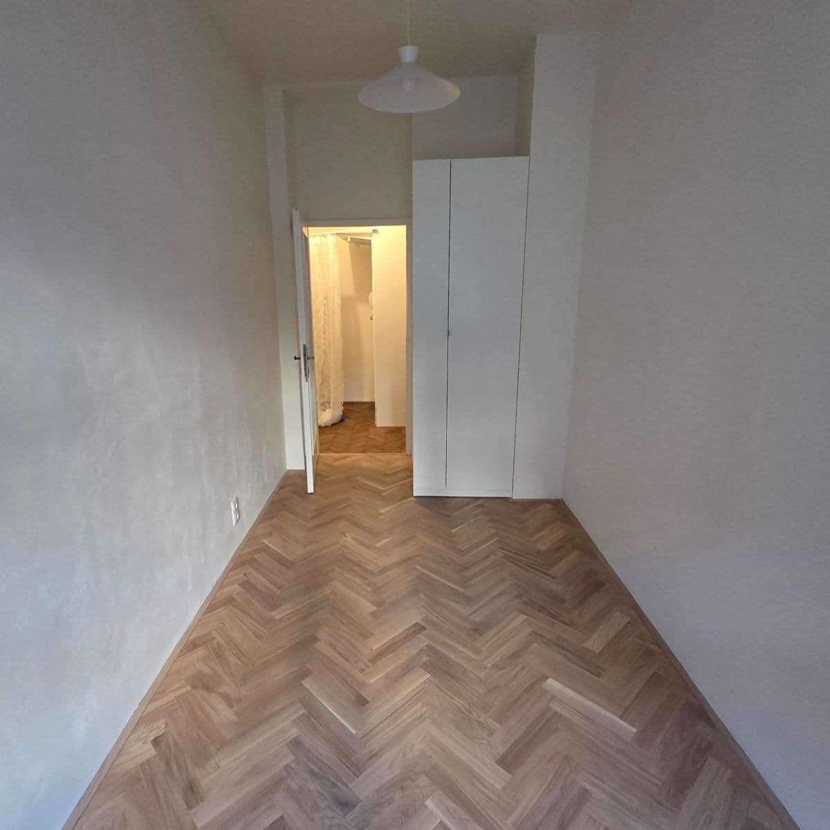 1 bedroom with open-plan kitchen flat to rent, 43 m², Plzeňská, Prague, Prague 1 bedroom with open-plan kitchen flat to rent, 43 m², Plzeňská, Prague, Prague