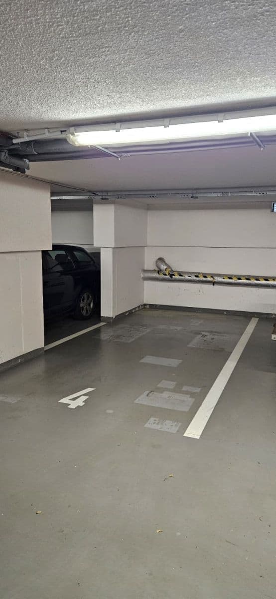 garage to rent, 15 m², Saturnova, Prague, Prague garage to rent, 15 m², Saturnova, Prague, Prague