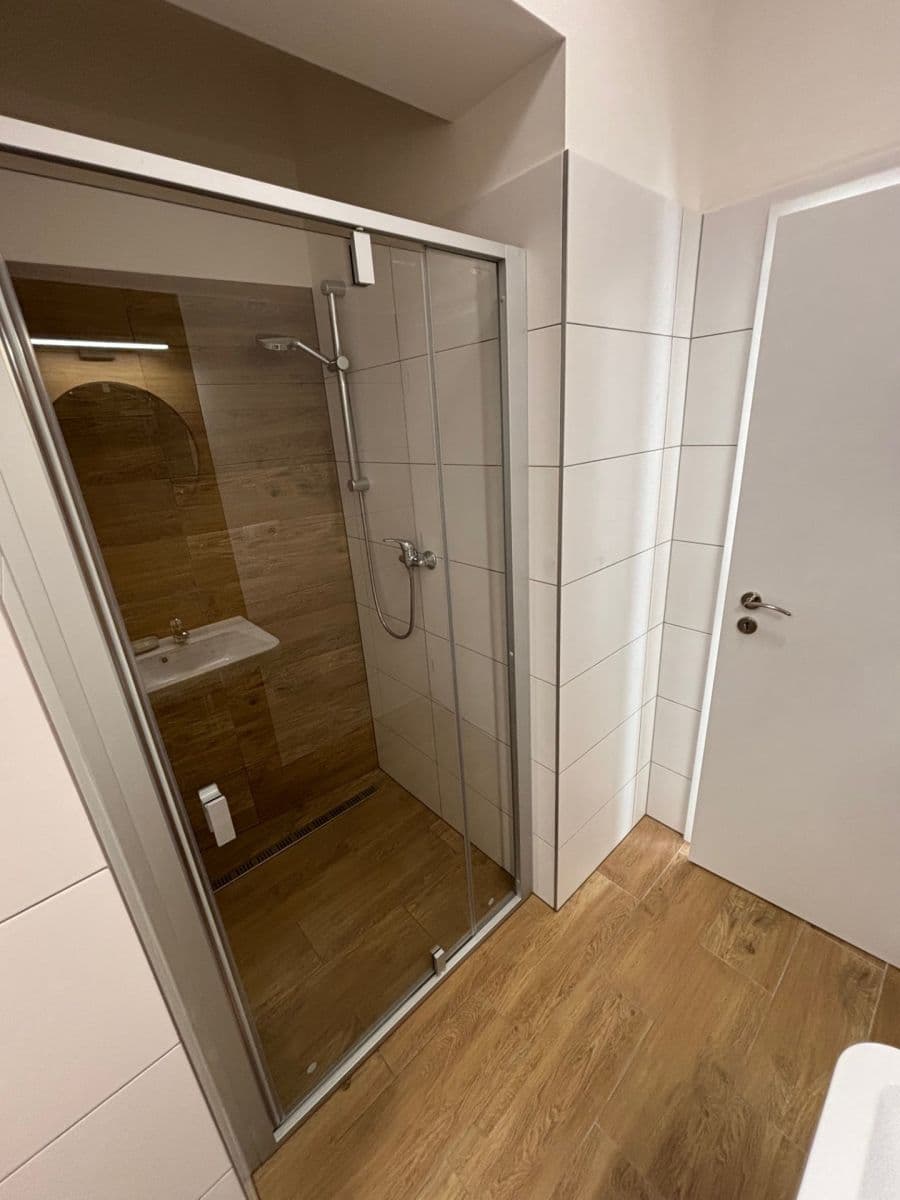 1 bedroom with open-plan kitchen flat to rent, 57 m², Široká, Říčany, Středočeský Region 1 bedroom with open-plan kitchen flat to rent, 57 m², Široká, Říčany, Středočeský Region