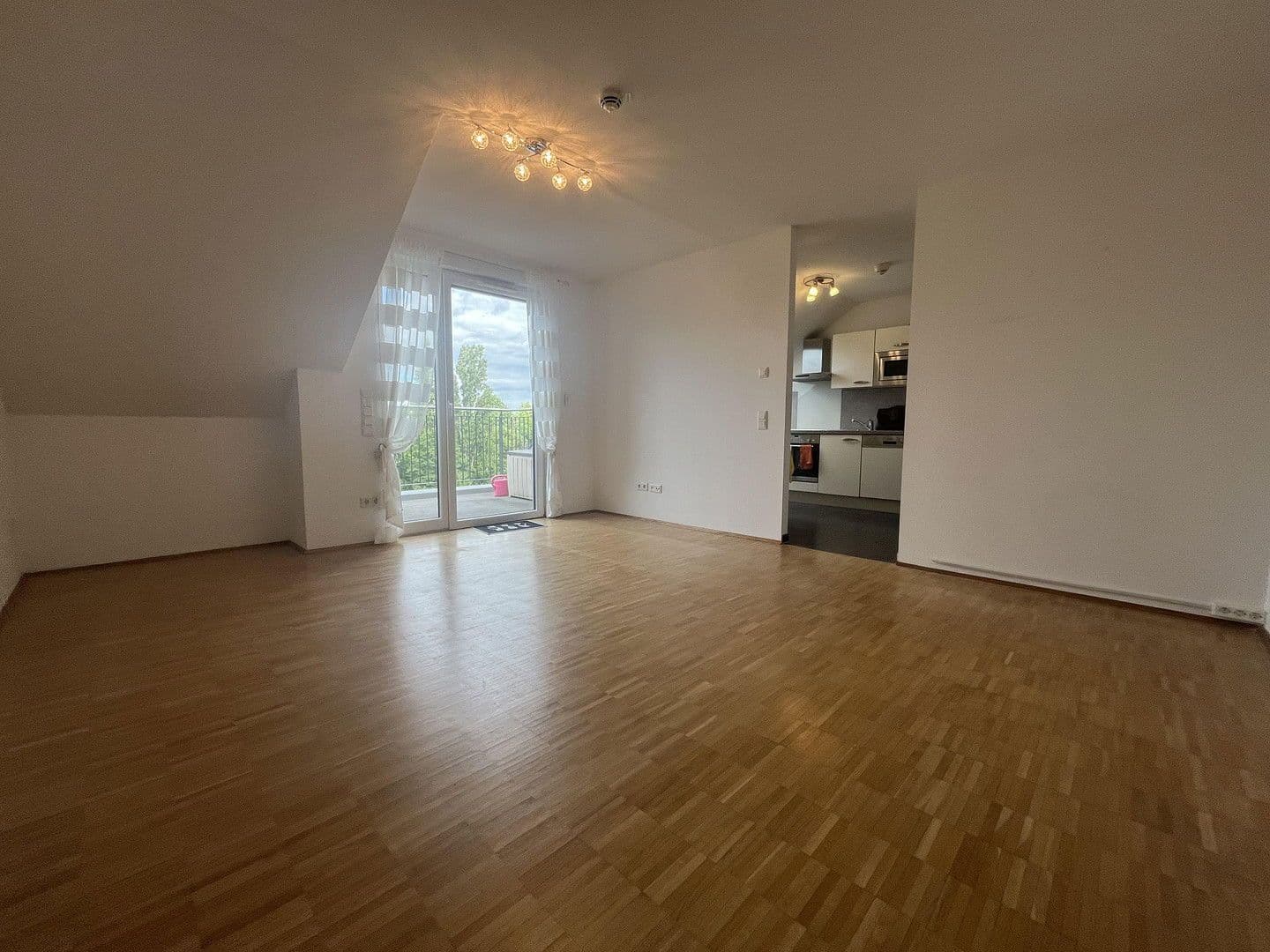 2 bedroom flat to rent, 54 m², Rüsselsheimer Allee 84a, Mainz-Laubenheim, Rhineland-Palatinate 2 bedroom flat to rent, 54 m², Rüsselsheimer Allee 84a, Mainz-Laubenheim, Rhineland-Palatinate