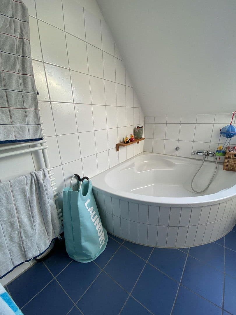 house for sale, 150 m², Groß Wittensee, Schleswig-Holstein house for sale, 150 m², Groß Wittensee, Schleswig-Holstein