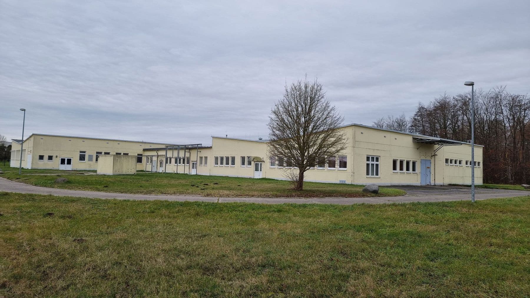 non-residential property for sale, 28,300 m², Lützowstr. 1, Stavenhagen, Mecklenburg-Vorpommern non-residential property for sale, 28,300 m², Lützowstr. 1, Stavenhagen, Mecklenburg-Vorpommern