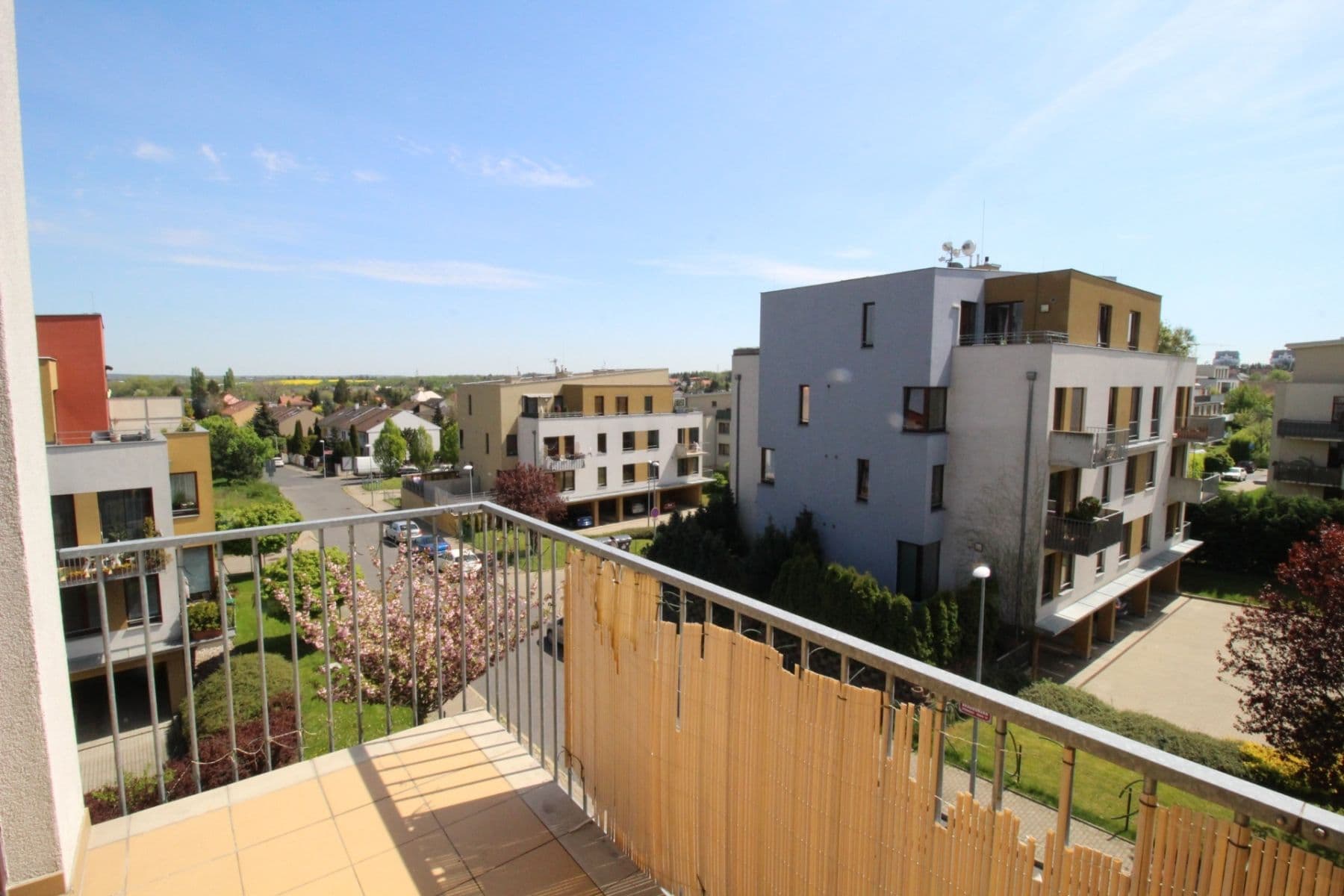 2 bedroom with open-plan kitchen flat to rent, 70 m², Dragounská, Prague, Prague 2 bedroom with open-plan kitchen flat to rent, 70 m², Dragounská, Prague, Prague