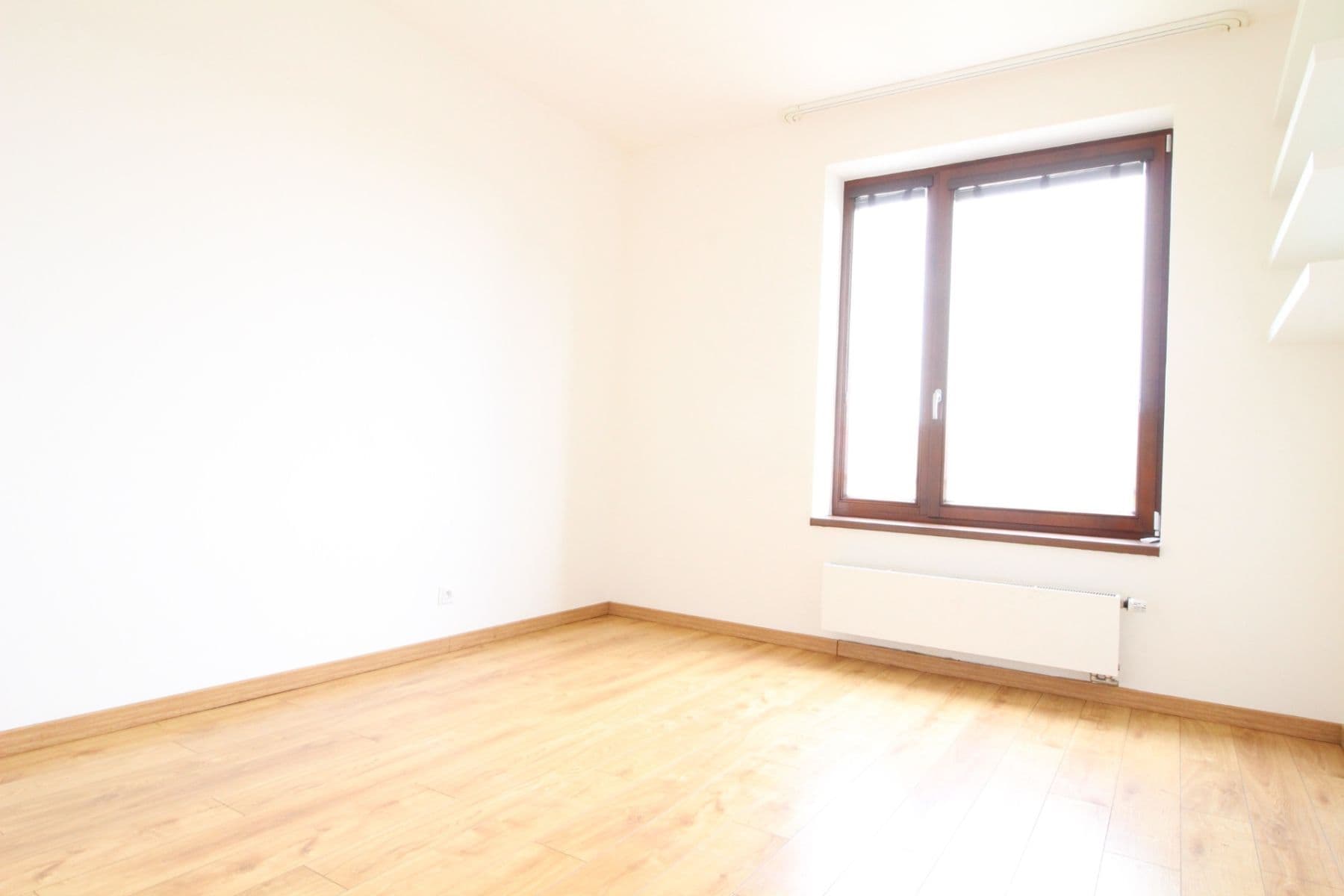 2 bedroom with open-plan kitchen flat to rent, 70 m², Dragounská, Prague, Prague 2 bedroom with open-plan kitchen flat to rent, 70 m², Dragounská, Prague, Prague