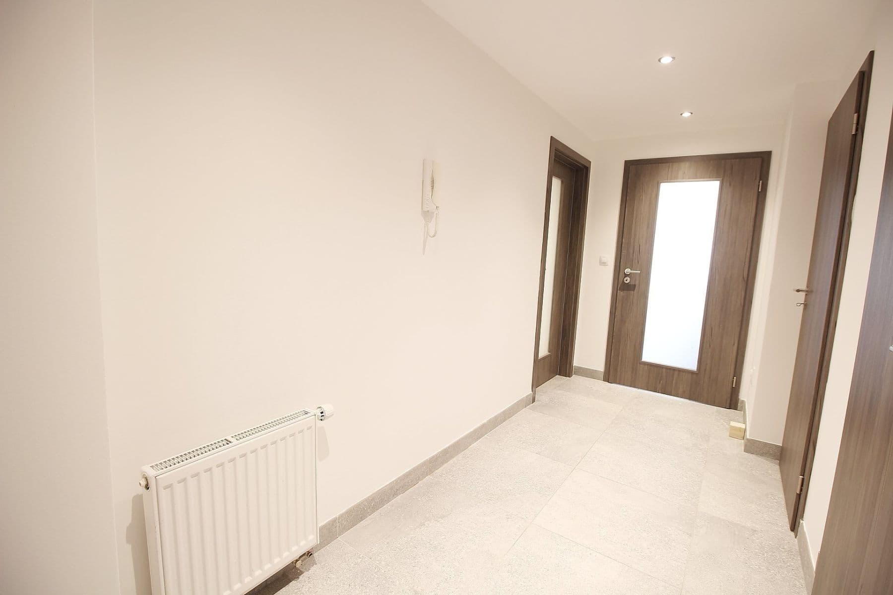 Studio flat to rent, 86 m², U sladovny, Prague, Prague Studio flat to rent, 86 m², U sladovny, Prague, Prague