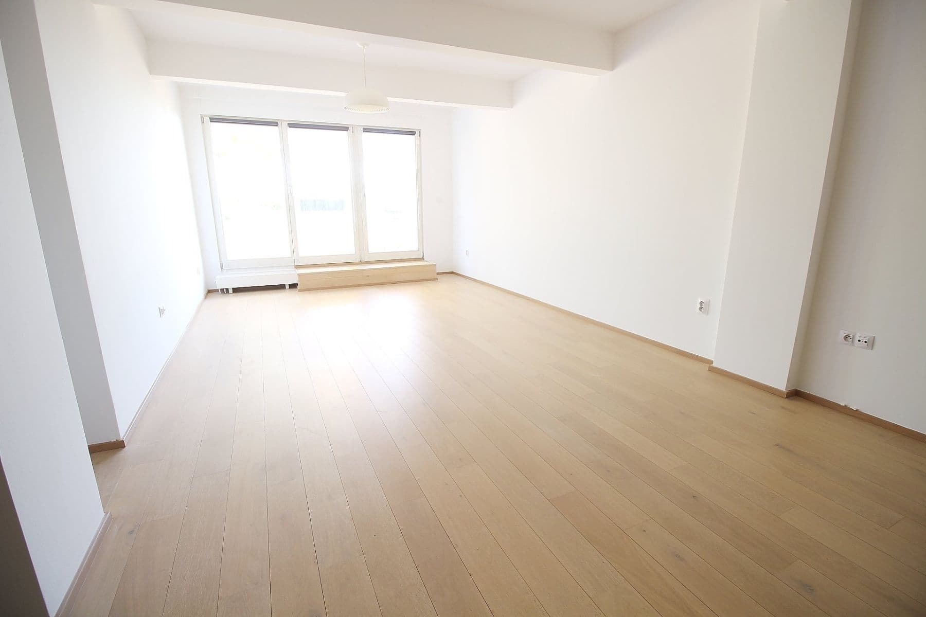 Studio flat to rent, 86 m², U sladovny, Prague, Prague Studio flat to rent, 86 m², U sladovny, Prague, Prague