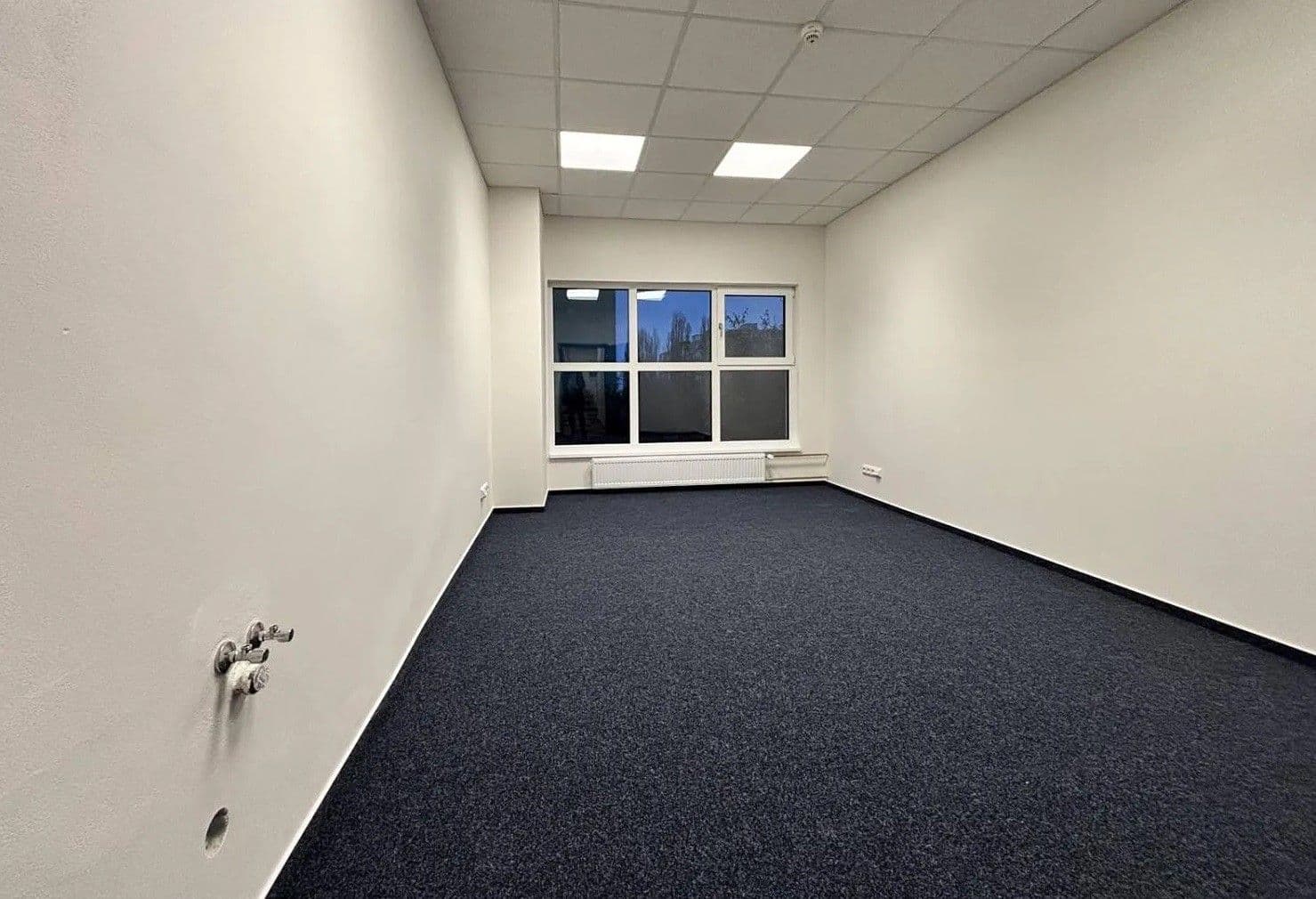 office to rent, 19 m², Kurzova, Prague, Prague office to rent, 19 m², Kurzova, Prague, Prague