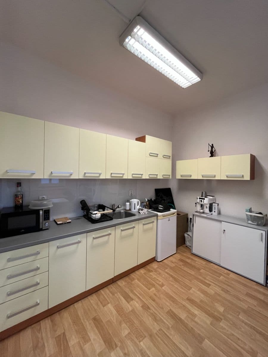 office to rent, 22 m², Šantova, Olomouc, Olomoucký Region office to rent, 22 m², Šantova, Olomouc, Olomoucký Region