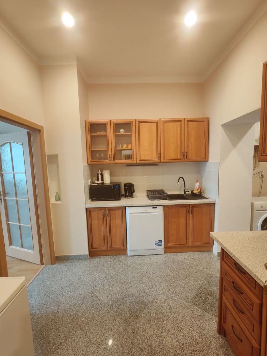 2 bedroom flat to rent, 50 m², Luční vrch, Karlovy Vary, Karlovarský Region 2 bedroom flat to rent, 50 m², Luční vrch, Karlovy Vary, Karlovarský Region