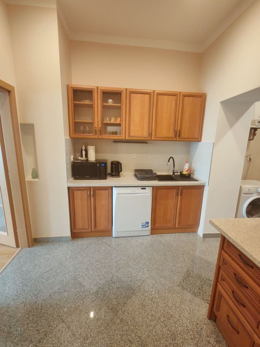 2 bedroom flat to rent, 50 m², Luční vrch, Karlovy Vary, Karlovarský Region 2 bedroom flat to rent, 50 m², Luční vrch, Karlovy Vary, Karlovarský Region