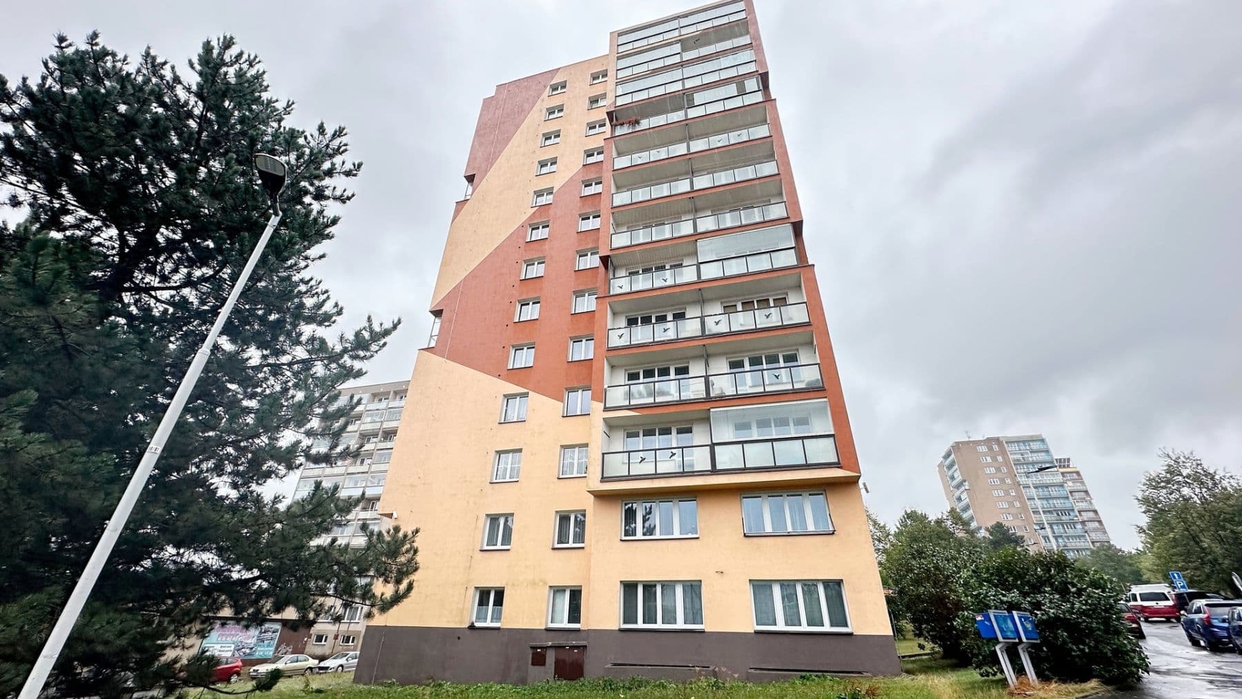 1 bedroom with open-plan kitchen flat to rent, 56 m², Budovatelů, Příbram, Středočeský Region 1 bedroom with open-plan kitchen flat to rent, 56 m², Budovatelů, Příbram, Středočeský Region