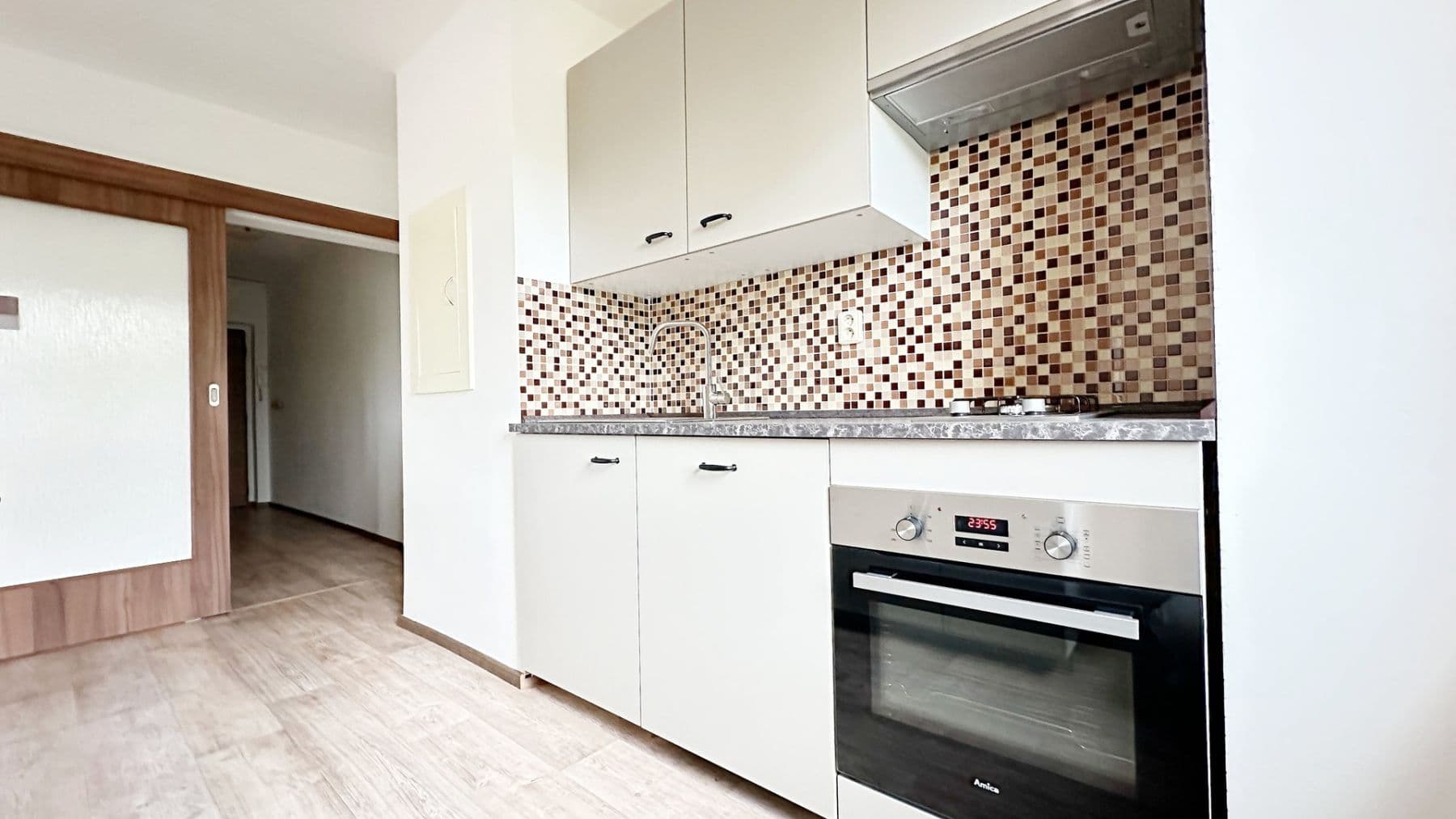 1 bedroom with open-plan kitchen flat to rent, 56 m², Budovatelů, Příbram, Středočeský Region 1 bedroom with open-plan kitchen flat to rent, 56 m², Budovatelů, Příbram, Středočeský Region