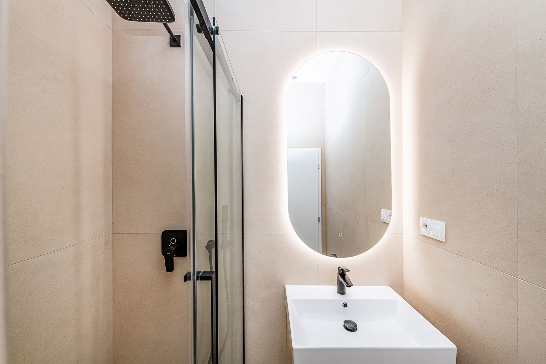 2 bedroom with open-plan kitchen flat for sale, 85 m², Hořejší nábřeží, Prague, Prague 2 bedroom with open-plan kitchen flat for sale, 85 m², Hořejší nábřeží, Prague, Prague